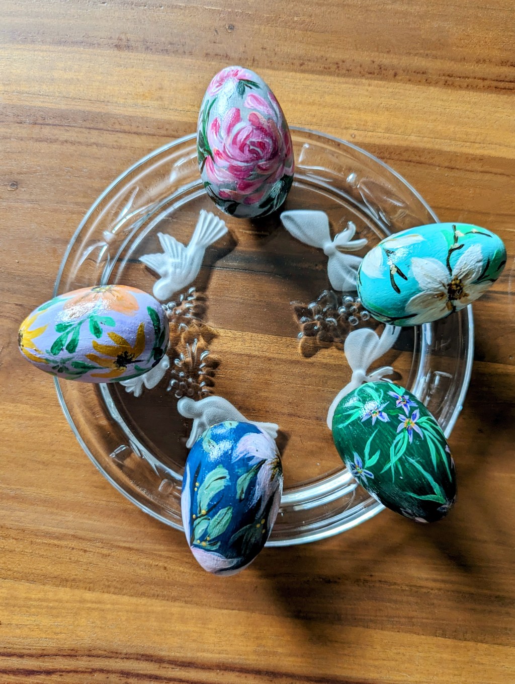 Crafting fine little things.